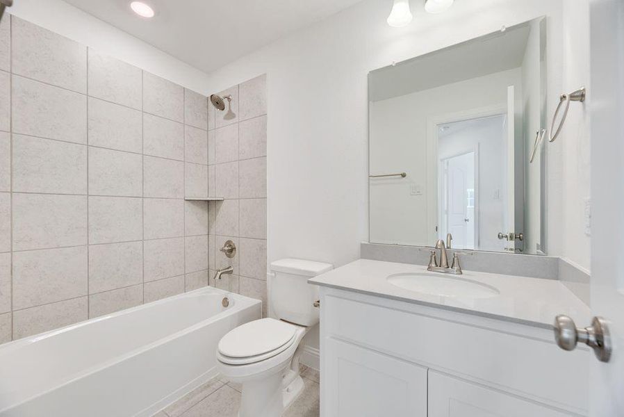 Furnished interior view inside a new home in Park Trails, Forney (Image 5). Furnished interior view inside a new home in Park Trails, Forney (Image 5).