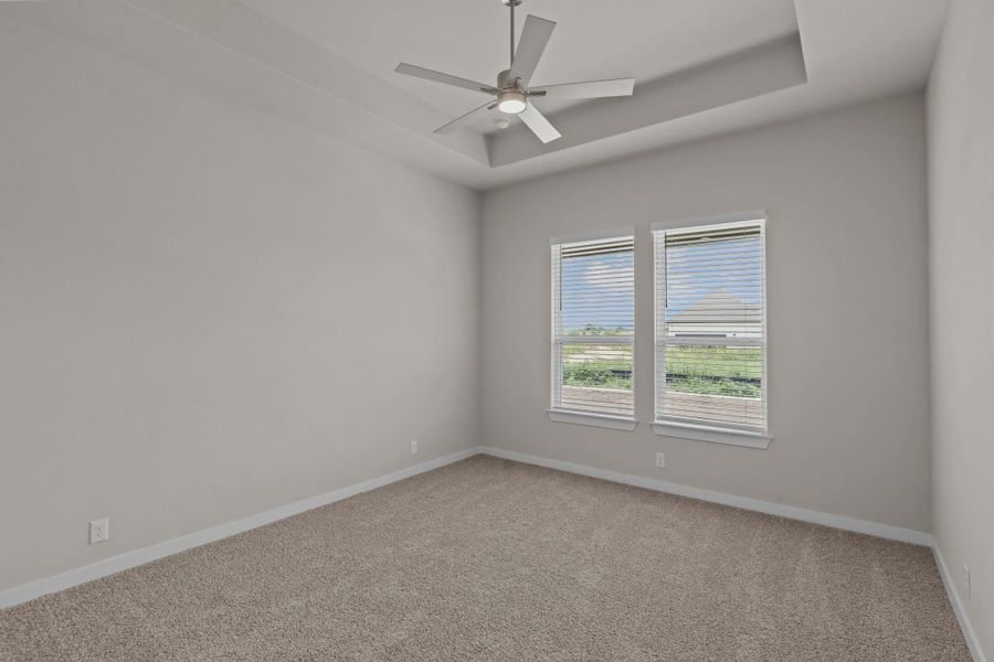 Spacious, unfurnished interior of a new home in The Crossvine, Forney (Image 6).