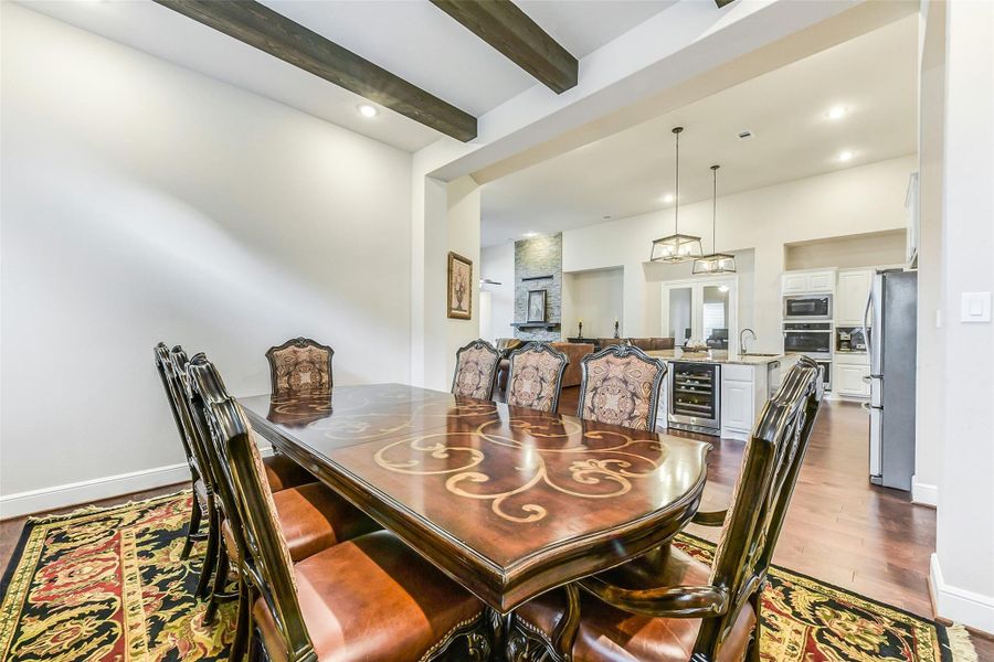 Furnished interior view inside a new home in ARTAVIA 65', Conroe (Image 32).