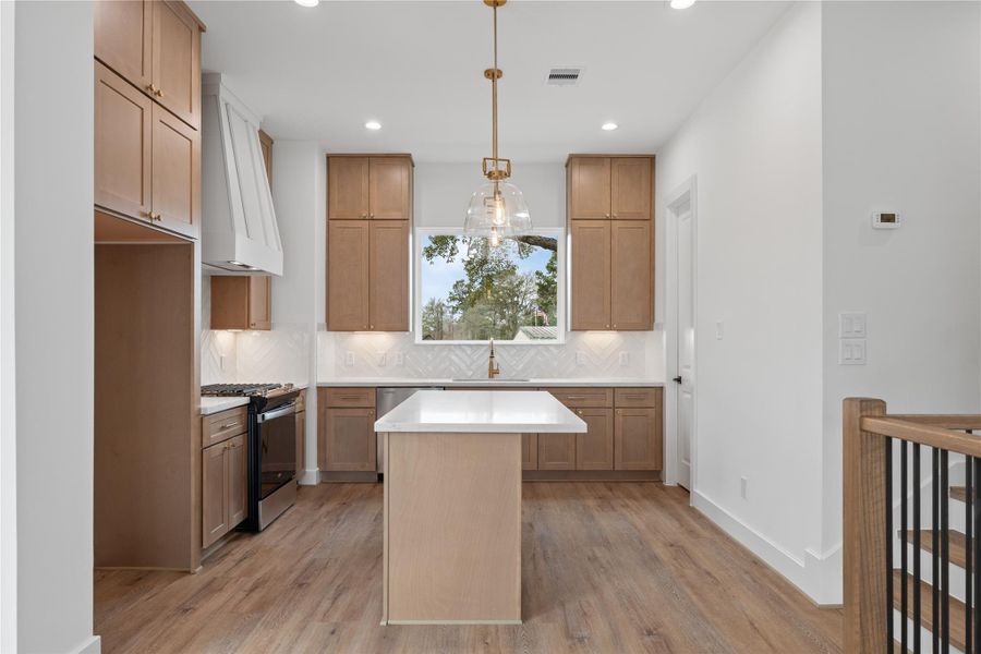 Furnished interior view inside a new home in , Houston (Image 9).