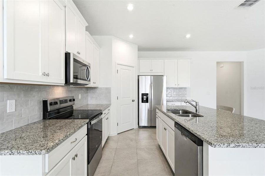 Furnished interior view inside a new home in , Clermont (Image 7).