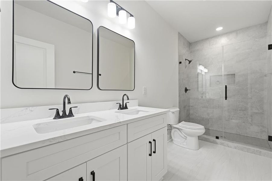 Furnished interior view inside a new home in , Gainesville (Image 9).
