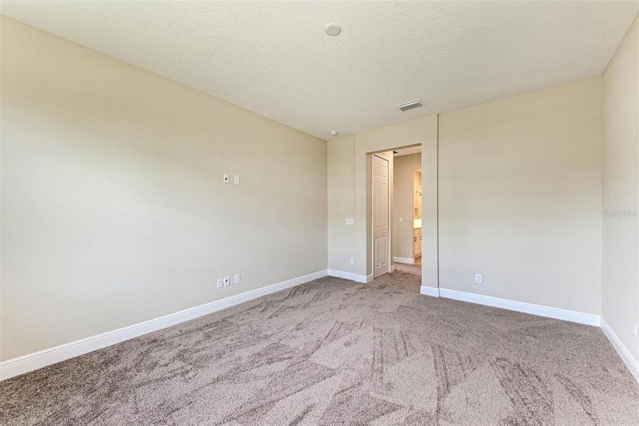 Spacious, unfurnished interior of a new home in Watercolor Place, Bradenton (Image 19). Spacious, unfurnished interior of a new home in Watercolor Place, Bradenton (Image 19).