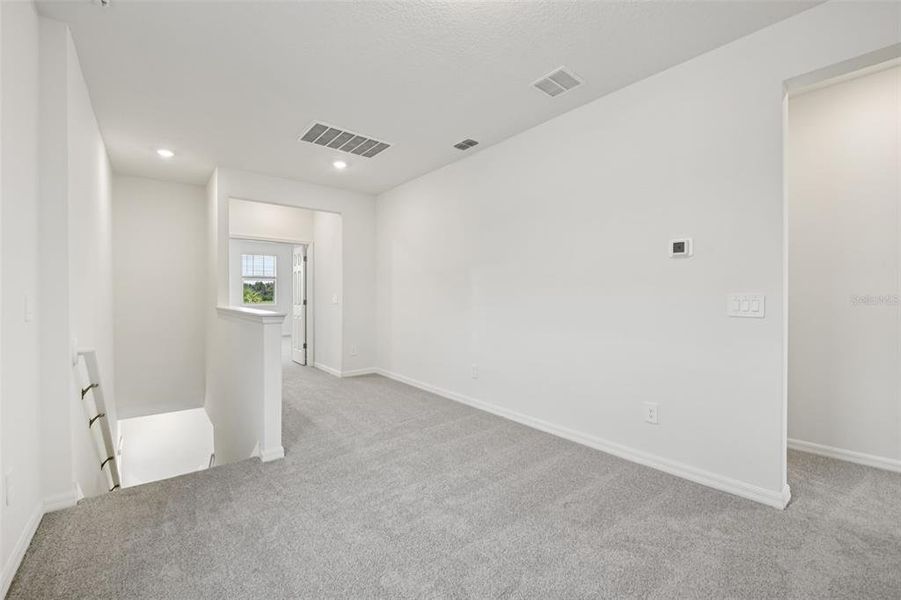 Spacious, unfurnished interior of a new home in The Meadow at Crossprairie Bungalows, St. Cloud (Image 18).