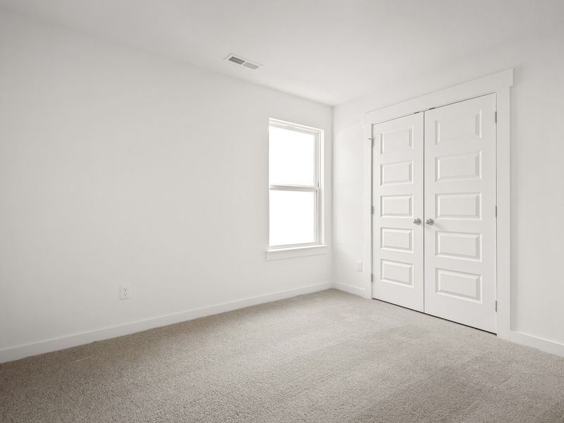 Spacious, unfurnished interior of a new home in Woods Crossing, Gallatin (Image 41).
