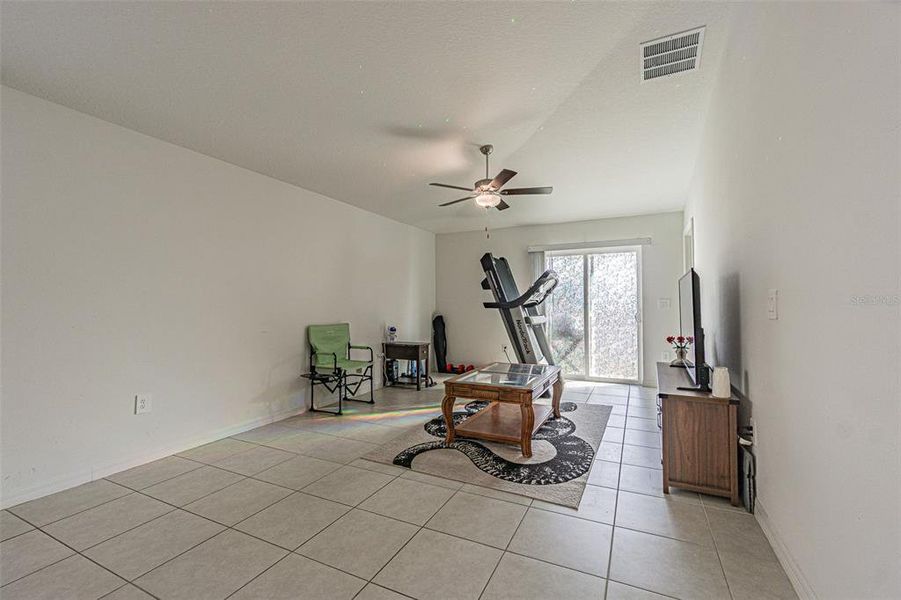 Furnished interior view inside a new home in , Spring Hill (Image 13).