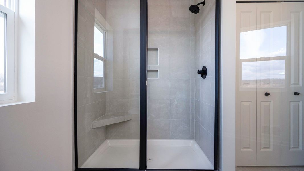 Representative interior finishes for a home built from the The Kettering by Norfolk Homes in Preserve at Magnolia Park, Jackson (Image 23).