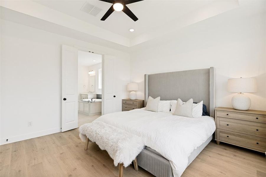 Furnished interior view inside a new home in , McKinney (Image 18). Furnished interior view inside a new home in , McKinney (Image 18).