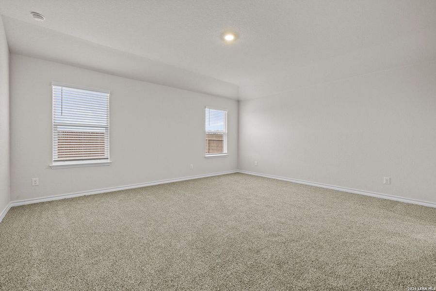 Spacious, unfurnished interior of a new home in Avenida, Converse (Image 27). Spacious, unfurnished interior of a new home in Avenida, Converse (Image 27).