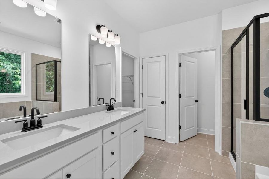 Furnished interior view inside a new home in Nichols Farm, Dacula (Image 11).