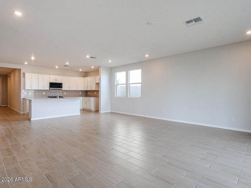 14_Rancho-Vista_Surprise_AZ-Affordable-N