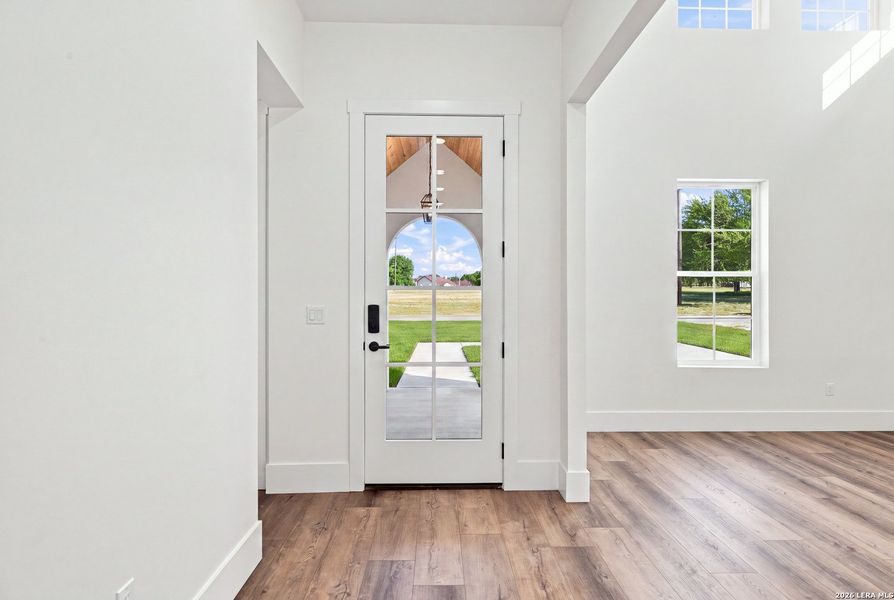 Spacious, unfurnished interior of a new home in , Bandera (Image 44). Spacious, unfurnished interior of a new home in , Bandera (Image 44).