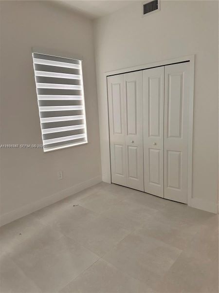 Spacious, unfurnished interior of a new home in , Homestead (Image 4).