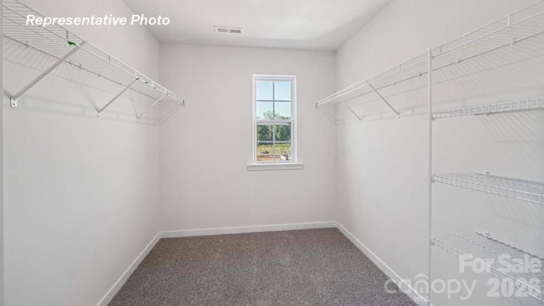 Spacious, unfurnished interior of a new home in Clark Creek Landing, Lincolnton (Image 29).