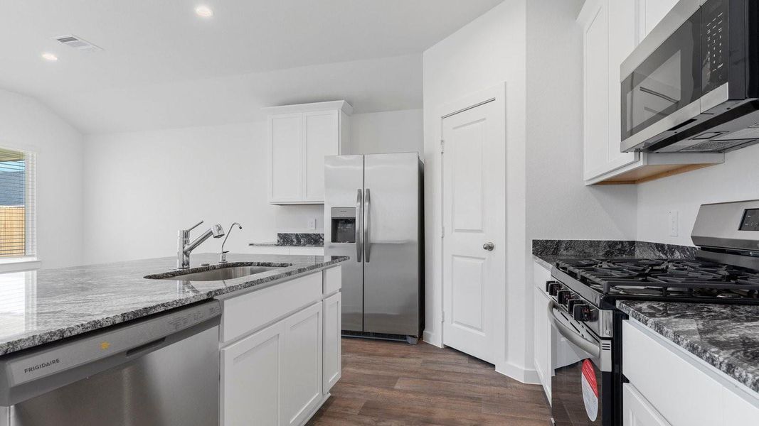 *Images and 3D tour are for illustration only and options may vary from home as built.