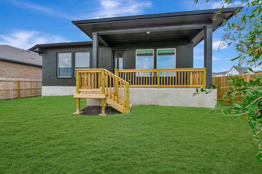 Exterior details and patio area of a home in Briggs Ranch – Select Classic Series, San Antonio (Image 18).