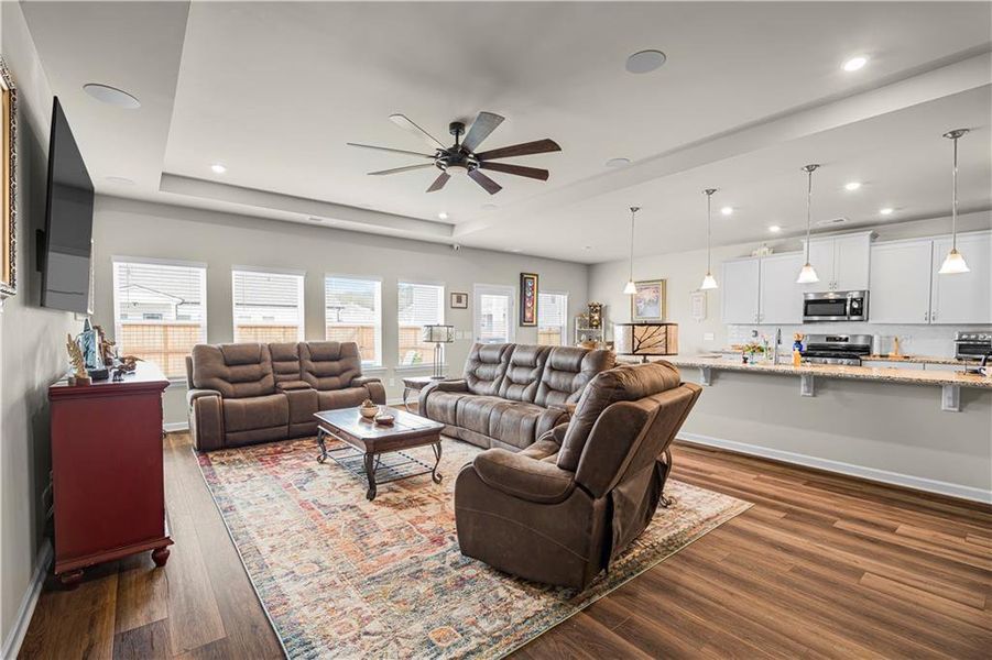 Furnished interior view inside a new home in , Cartersville (Image 10).