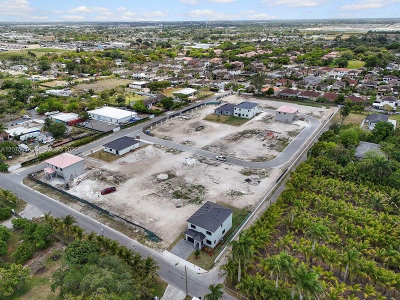 Site preparation for new homesites in , Homestead (Image 45). Site preparation for new homesites in , Homestead (Image 45).