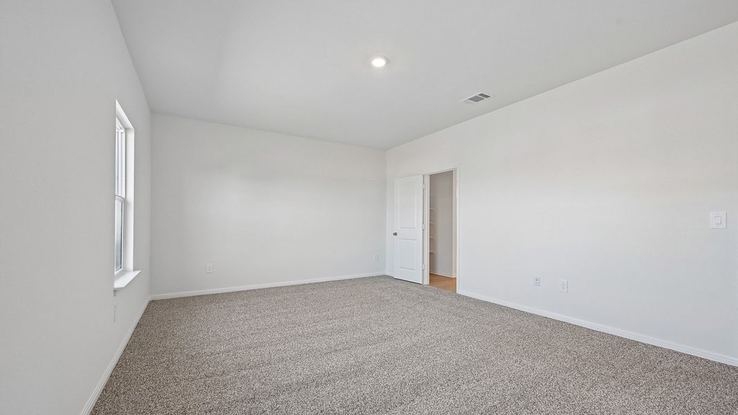 Spacious, unfurnished interior of a new home in Bar W Ranch, Leander (Image 21). Spacious, unfurnished interior of a new home in Bar W Ranch, Leander (Image 21).
