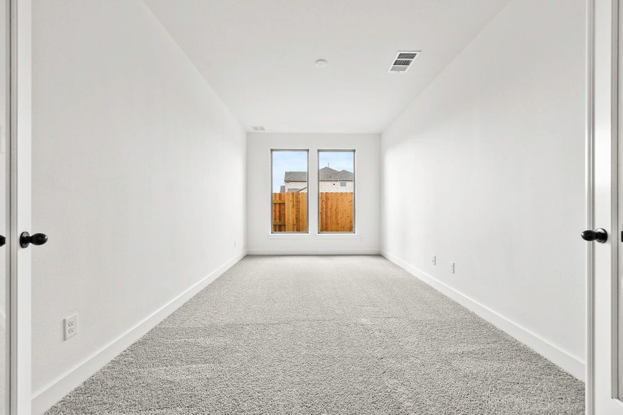 Spacious, unfurnished interior of a new home in , Katy (Image 19).