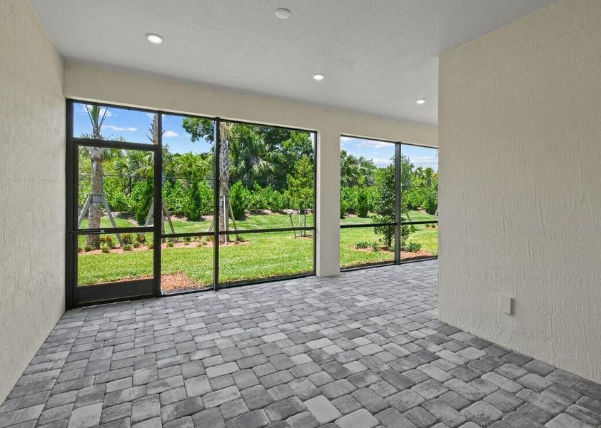 Spacious, unfurnished interior of a new home in Costa Pointe, Vero Beach (Image 19). Spacious, unfurnished interior of a new home in Costa Pointe, Vero Beach (Image 19).