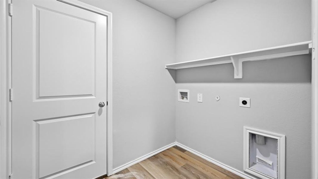 Spacious, unfurnished interior of a new home in Sunnycreek, Crowley (Image 20).