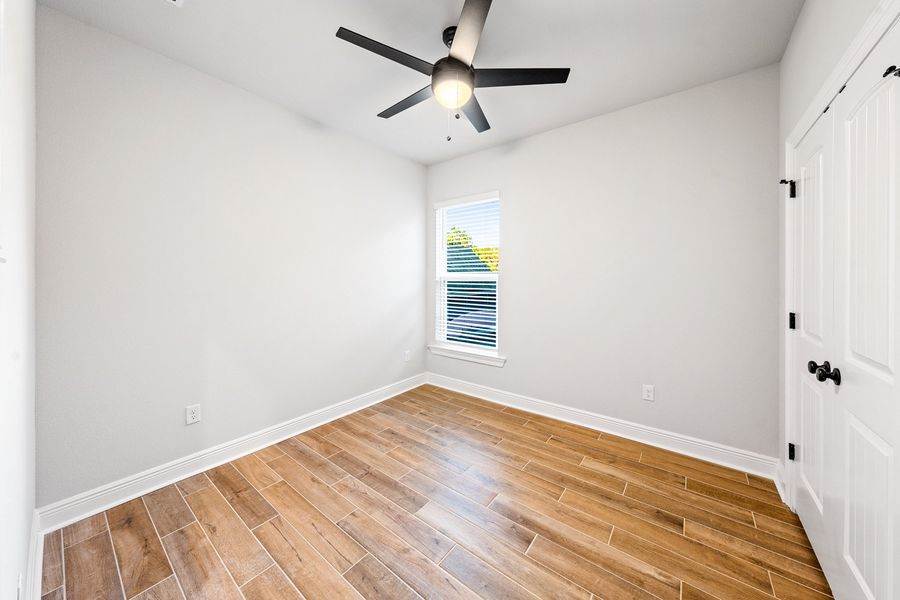 Spacious, unfurnished interior of a new home in Crescent and Symphony at Hammock Bay, Freeport (Image 17). Spacious, unfurnished interior of a new home in Crescent and Symphony at Hammock Bay, Freeport (Image 17).