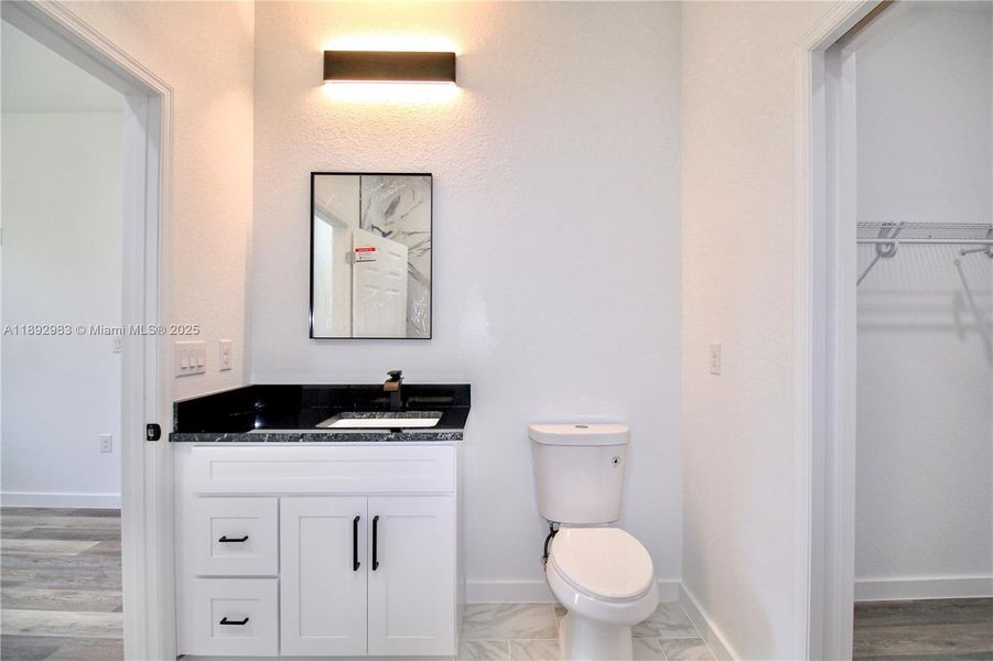 Furnished interior view inside a new home in , Lake Placid (Image 6).