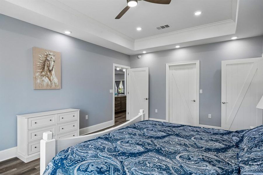 Furnished interior view inside a new home in , Edgewood (Image 9).