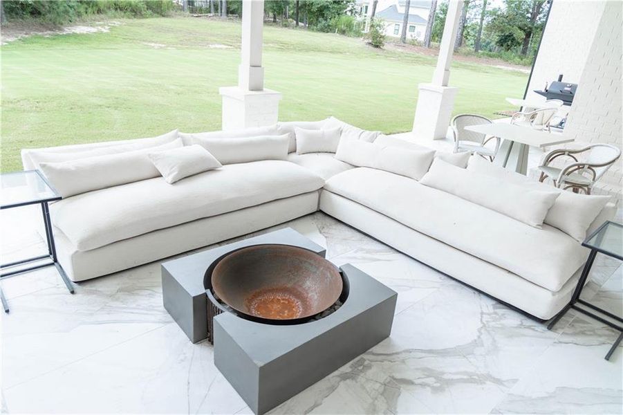 Image 73 of a home in .