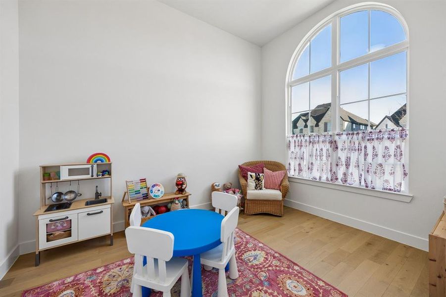 Furnished interior view inside a new home in , Rockwall (Image 34).