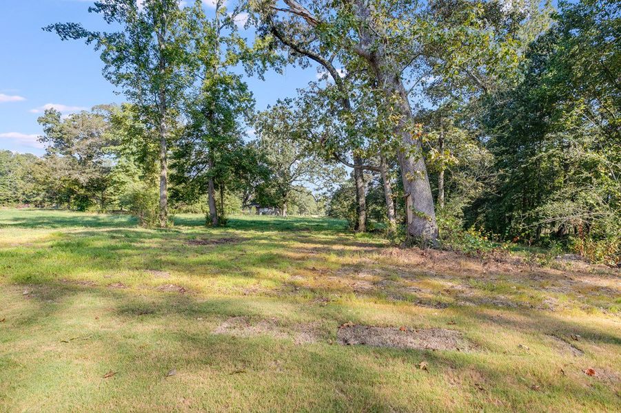 Image 48 of a home in LOVVORN ESTATES.