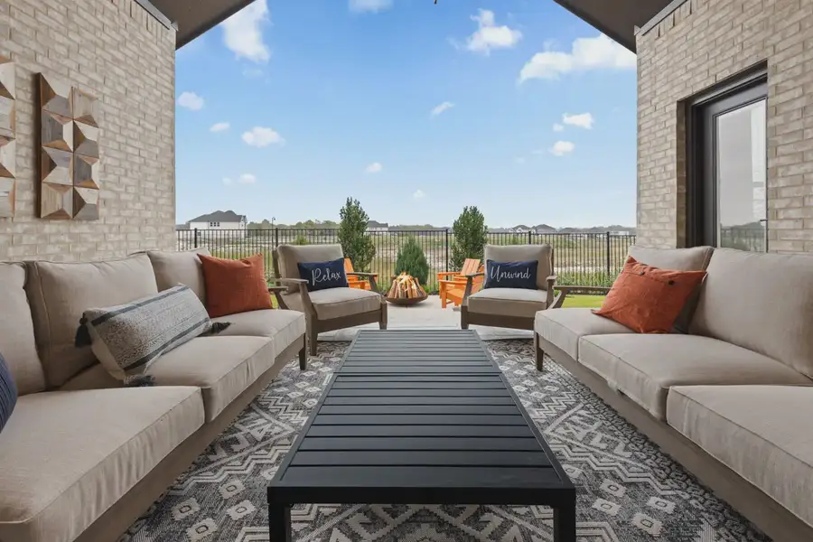 Exterior details and patio area of a home in Oaks of North Grove, Waxahachie (Image 2). Exterior details and patio area of a home in Oaks of North Grove, Waxahachie (Image 2).