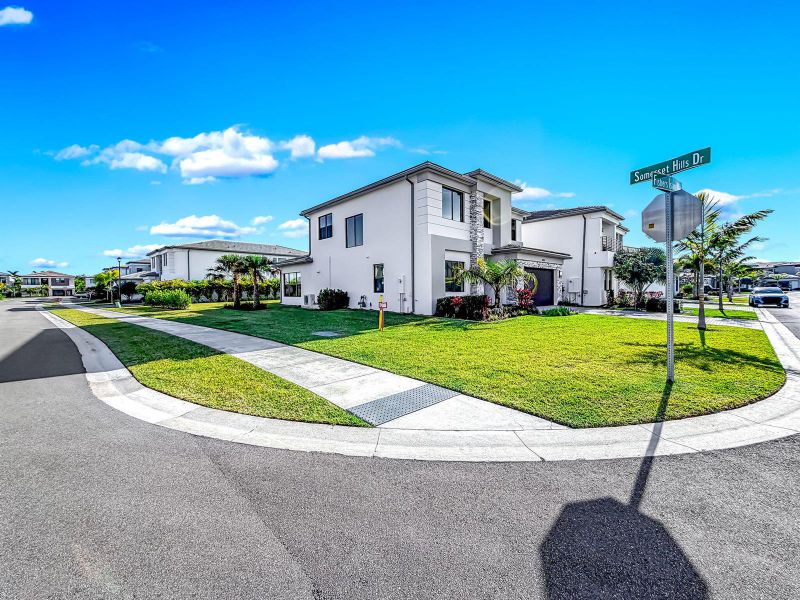 21-web-or-mls-JOY06705