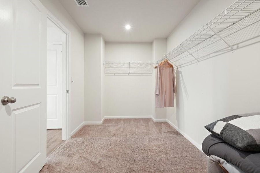 Spacious, unfurnished interior of a new home in , Cartersville (Image 21). Spacious, unfurnished interior of a new home in , Cartersville (Image 21).