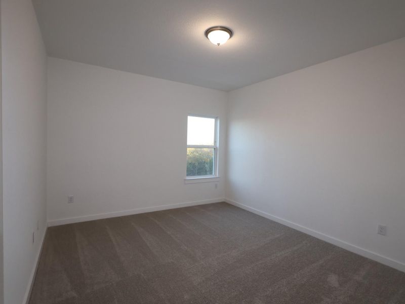 Spacious, unfurnished interior of a new home in Edgewood, Leander (Image 12).