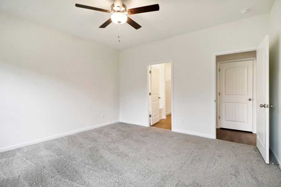 Representative unfurnished interior of a home built from the Talbot II by Great Southern Homes in Southbridge, Sumter (Image 15).