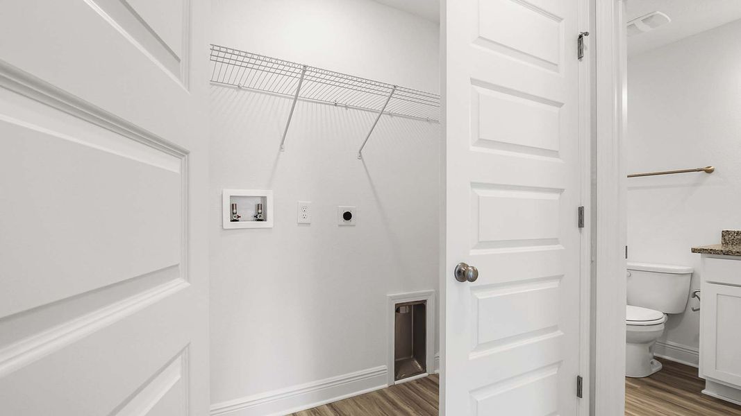 Spacious, unfurnished interior of a new home in Hawks Landing Townhomes, Santa Rosa Beach (Image 29).