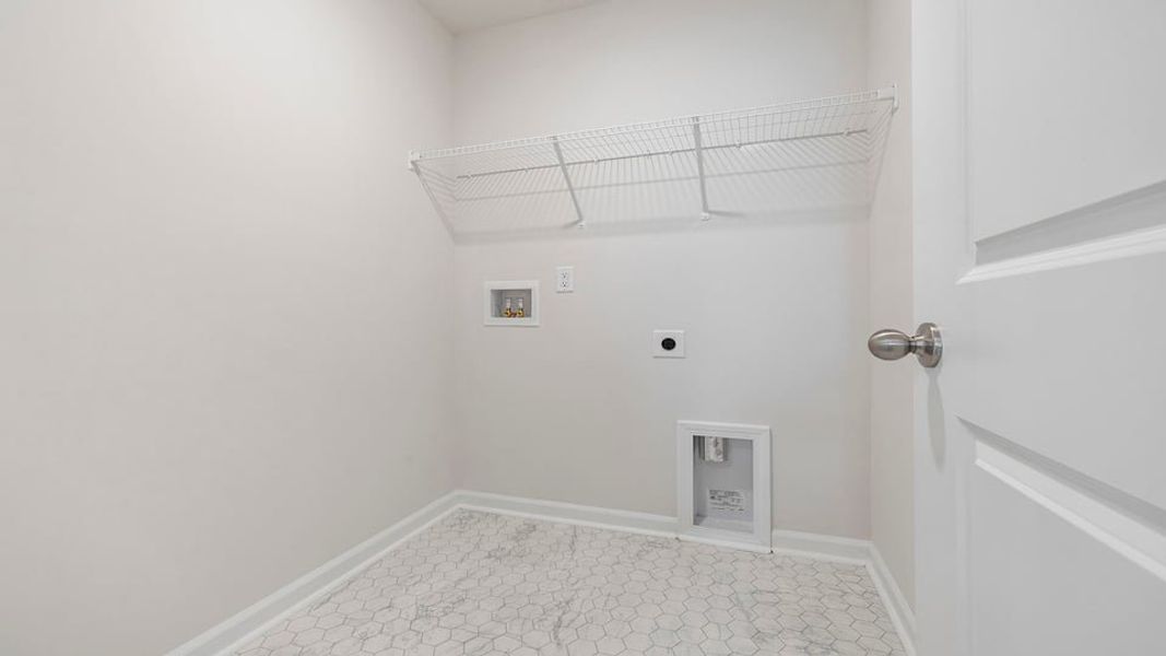 Spacious, unfurnished interior of a new home in Lakestone, Woodruff (Image 29).