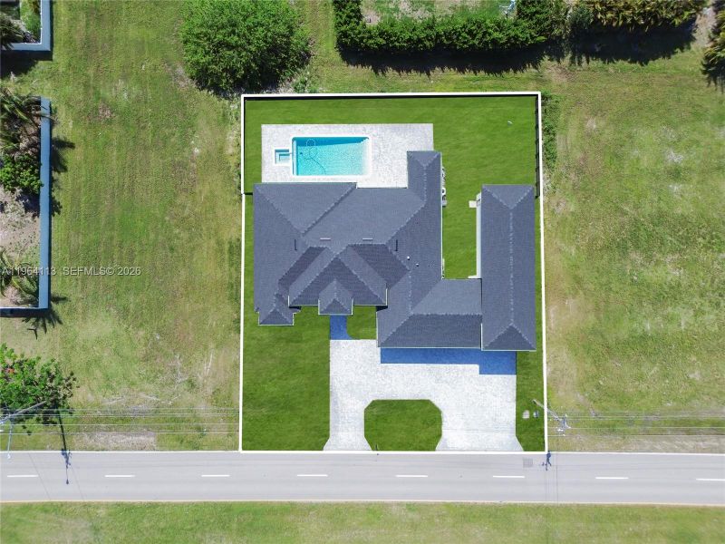 Community amenities in , Cape Coral (Image 41).