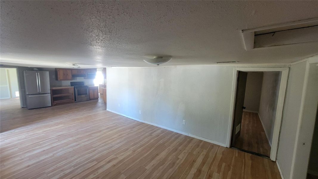 Spacious, unfurnished interior of a new home in , Vidor (Image 18). Spacious, unfurnished interior of a new home in , Vidor (Image 18).