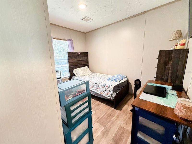 Furnished interior view inside a new home in , Dunnellon (Image 9).