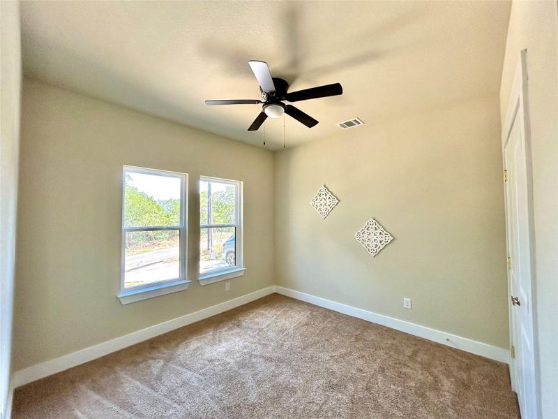 Second small bedroom