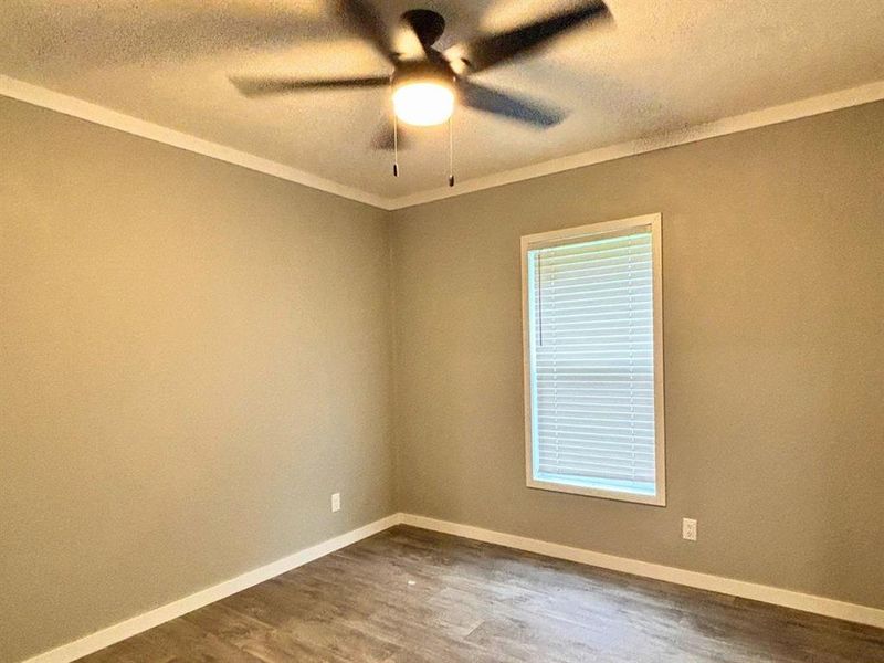 Spacious, unfurnished interior of a new home in , Kerens (Image 16).