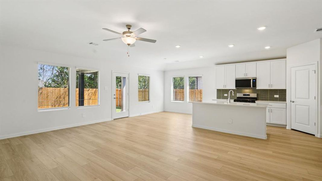 Photo is not of the actual home, but is an inspirational photo of builder’s model home and may depict options, furnishings, and/or decorator features that are not included.