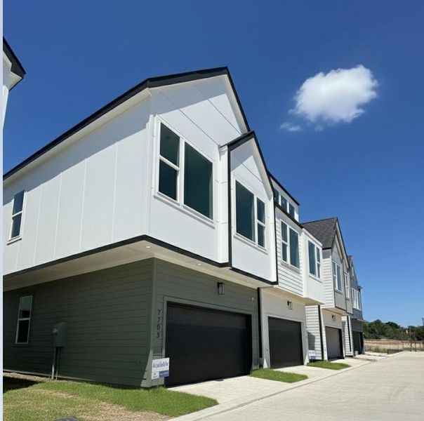 Image 37 of a home in . Image 37 of a home in .