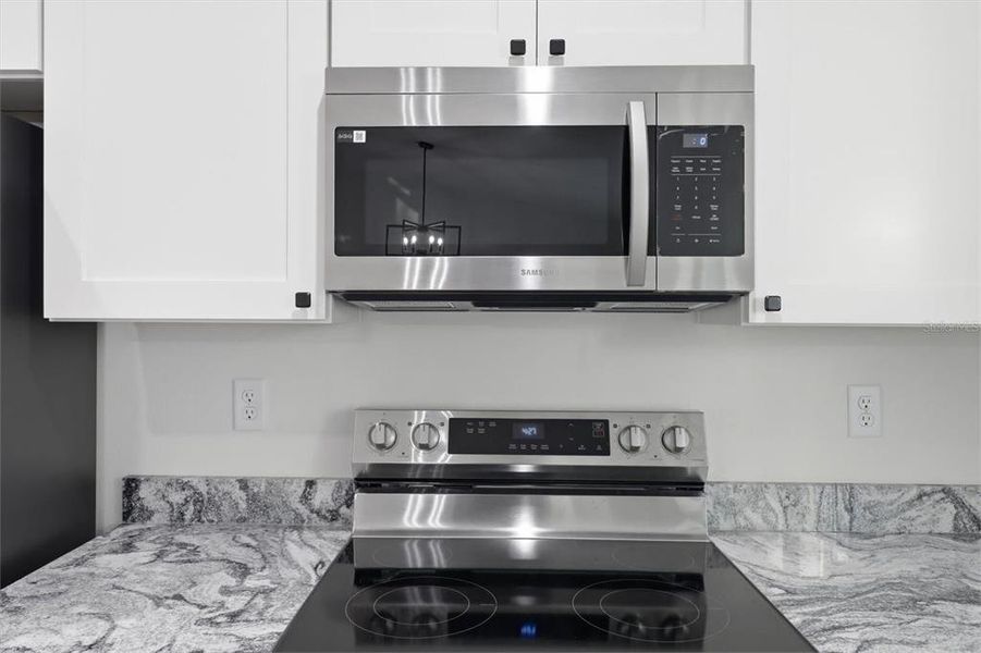 Close-up of interior finishes inside a home in , Citrus Springs (Image 16).