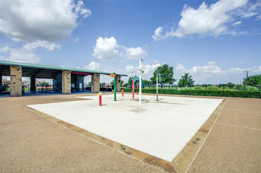 Community amenities in , Forney (Image 26).