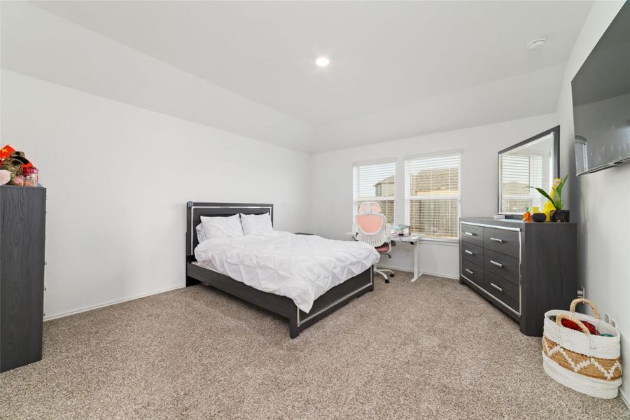 Furnished interior view inside a new home in Breckenridge Forest, Spring (Image 15). Furnished interior view inside a new home in Breckenridge Forest, Spring (Image 15).