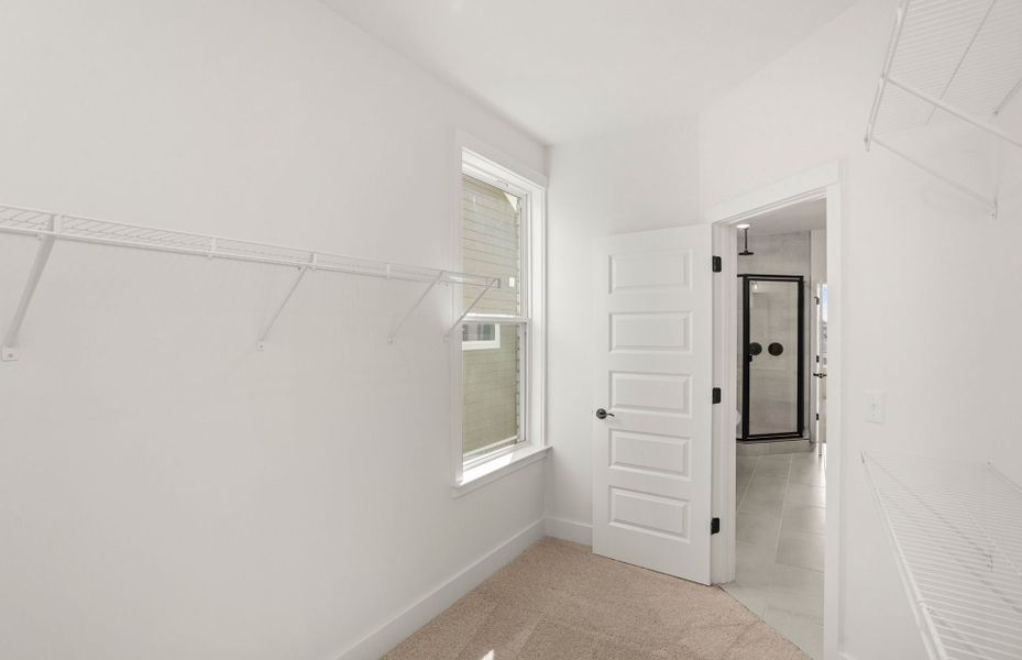 Spacious, unfurnished interior of a new home in Durham Farms, Hendersonville (Image 22).